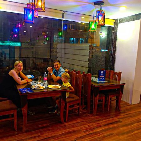 Wowstops-Clark Near Delhi Airport Hotel Ню Делхи Екстериор снимка